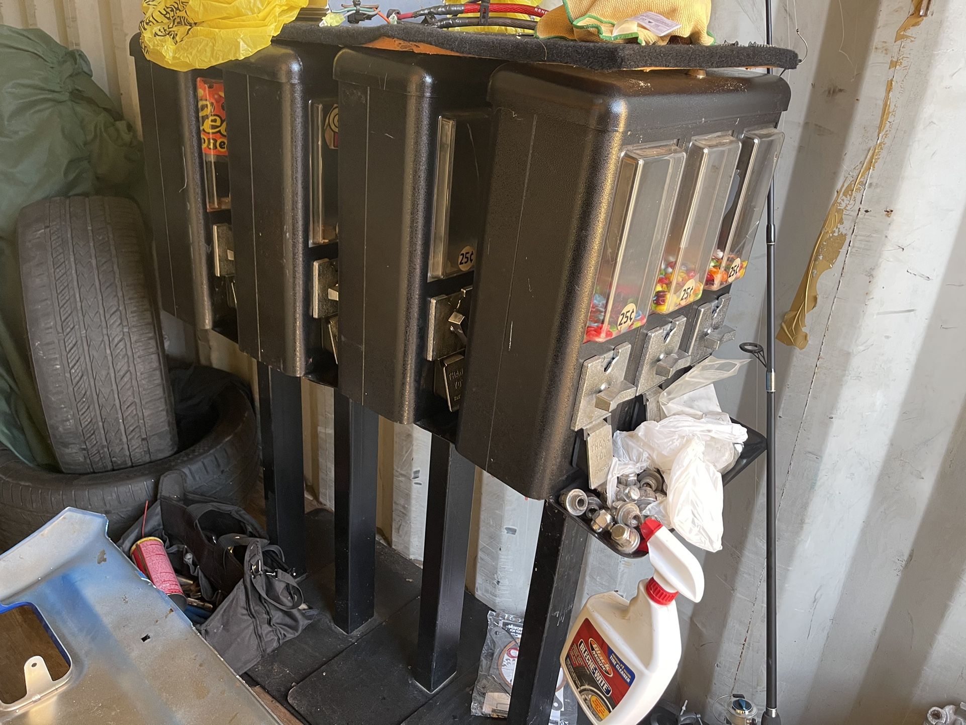 3 Slot Candy Machines