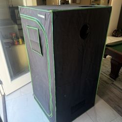 Vivosun Grow Tent 2x2 
