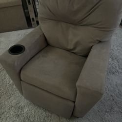 Kids chair - FREE! 