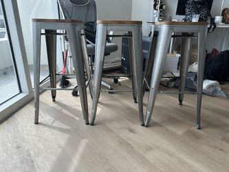 Bar Stools (Set of 3)