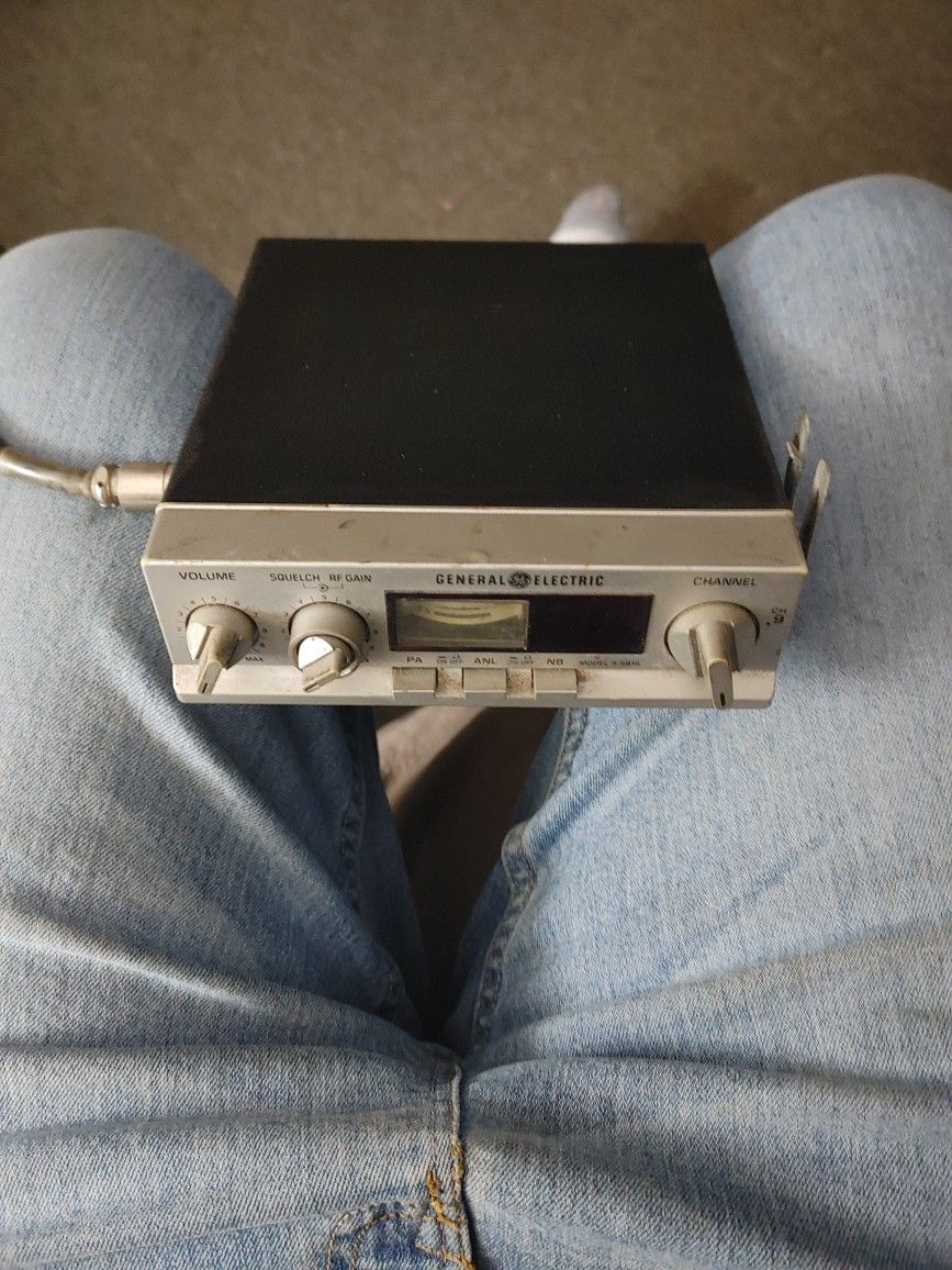 General Electric 40 Channel CB