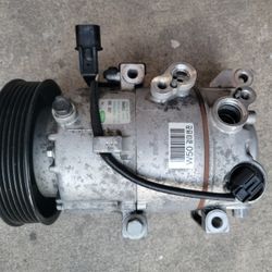2014-2019 AC COMPRESSOR  KIA SOUL LOW MILEAGE 