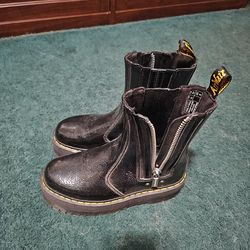 Dr. Martens Jadon Max Platform Boots – Black – Men’s Size 10 (EU 42) – Pickup LA