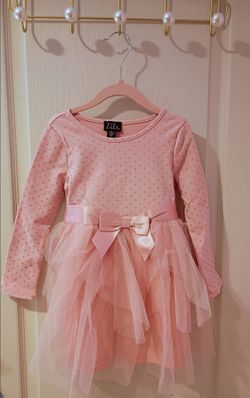 Pink & gold dress with a bow size 4 for girls.