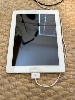 Apple iPad 3rd Gen 32GB Wi-Fi White Retina - Works, Factory Reset
