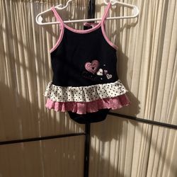 Baby essentials onesie With Hearts Size 3 Months