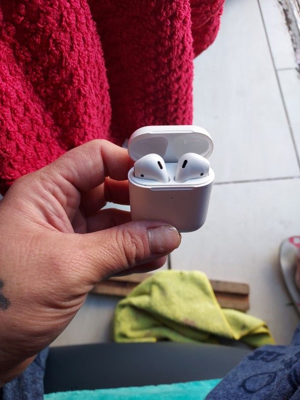 Apple Air Pods