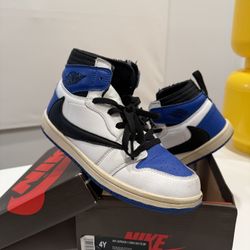 Air Jordan Nike dunks Travis Scott’s 4Y