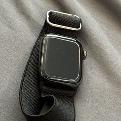 Apple Watch Series 8 41mm Stainless Steel