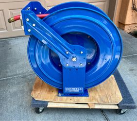 Coxreels TSH-N-575 Spring Rewind Truck Mount Air and Water Hose Reel with (1) Low Pressure 3/4" x 75' Hose - 300 PSI