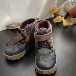 Toddler Hiking Boots Size 6