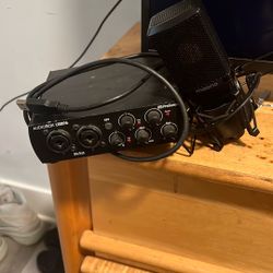 ( Presonus ) Audio Interface & ( Maono ) Recording Microphone 