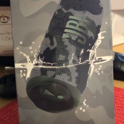 JBL Bluetooth Speaker Bring New Seale In The Box 
