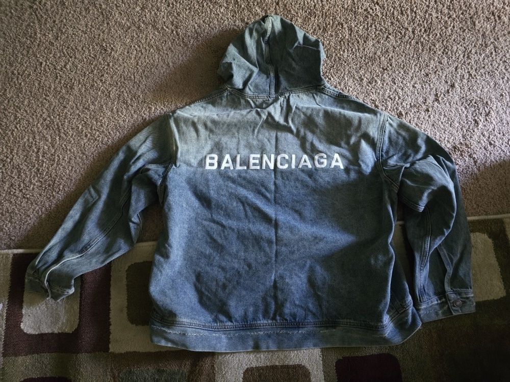 BRAND NEW w/ Tags - Balenciaga Jean Jacket Pull Over - MENS Size LARGE