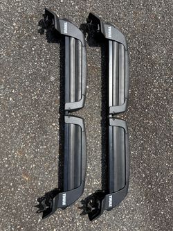 Thule SnowCat 5401 Ski & Snowboard Roof Rack – Locks + Key – No Crossbars Needed