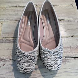 Franco Sarto/  abigail flat shoes/ Color:Cream- Brown Size: 9
