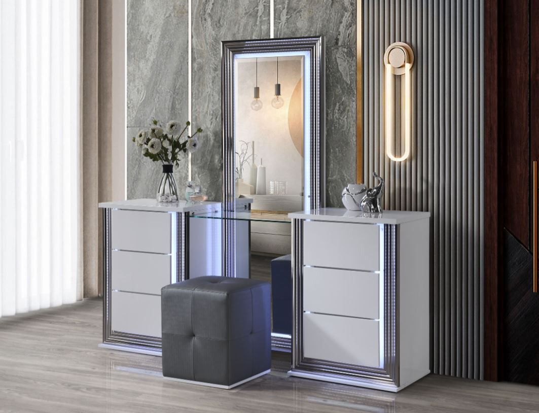 New In Stock Ylime Model Smooth White Vanity Set With Mirror And Stool