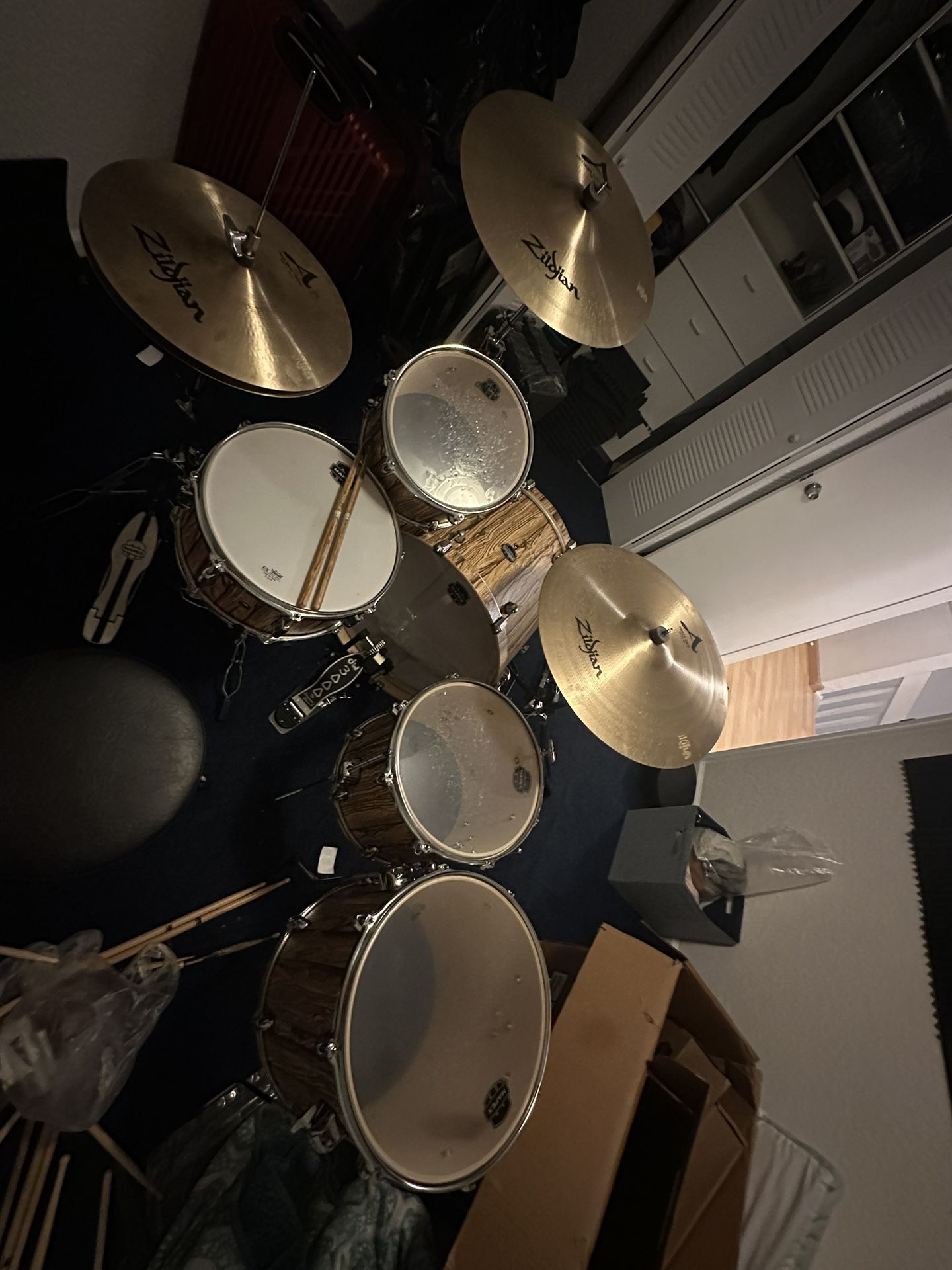 Mapex Drums With Zildjan Cymbals Barely Used 