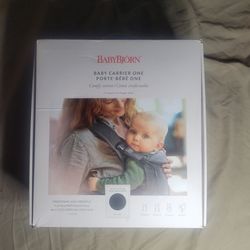 Baby Bjorn Baby Carrie One from 0-3 years and 15kg-33lb