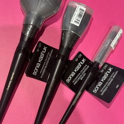 Make Up Brushes 