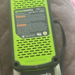 GreenWorks 24v Lithium Ion Battery And Charger