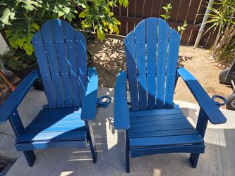 Outdoor patio Adirondack Chair set. New