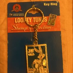 8 Collector’s Item Looney Tunes Key Rings