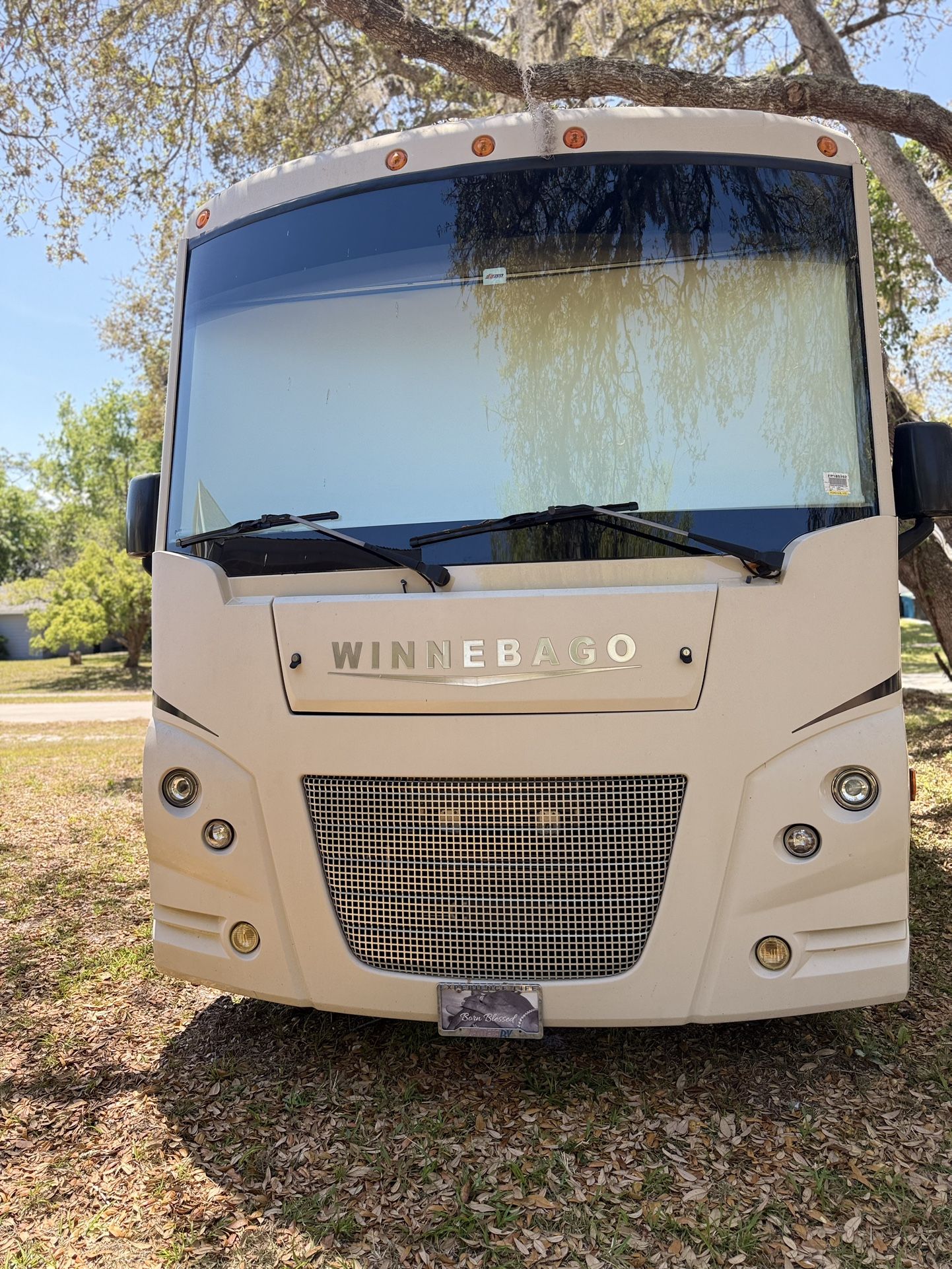 Winnebago RV -ONLY SERIOUS INQUIRIES PLEASE