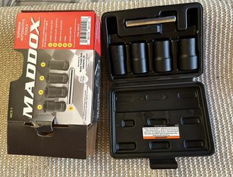 *NEW* Universal Locking Lug Nut Removal  Set