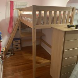 Wooden Bunk Bed With Dresser