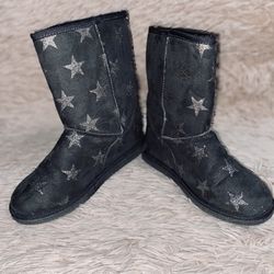 Harper Canyon Grey Boots With Star Prints