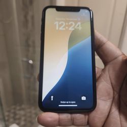 Apple iPhone XR 64 Gb Black Fully Unlocked 