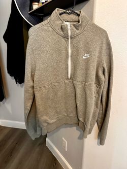 Nike half zip with pockets sweater