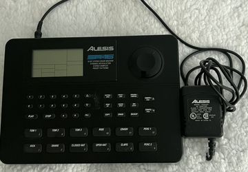 Alesis SR-16 16-Bit Stereo Drum Machine w/ Original Power Adapter