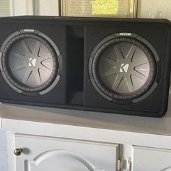 2 12" Kicker Subwoofers and Hifonics amp