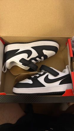 Toddlers Nikes size 8c