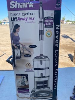 Shark LiftAway DLX Vacuum