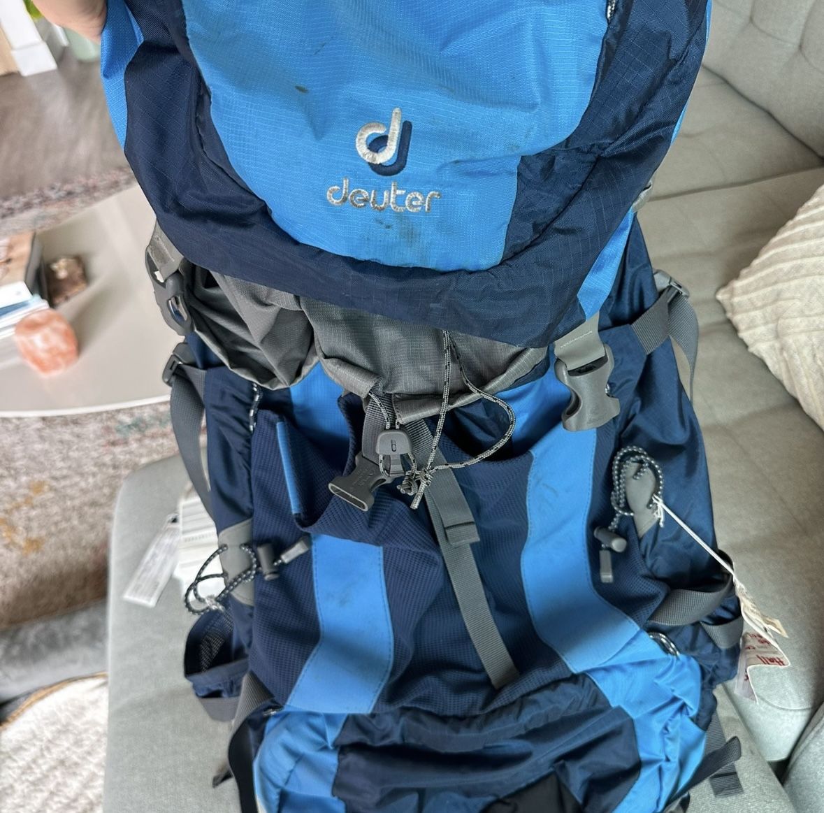 DEUTER TREKKING BACKPACK 60 + 10 SL pack