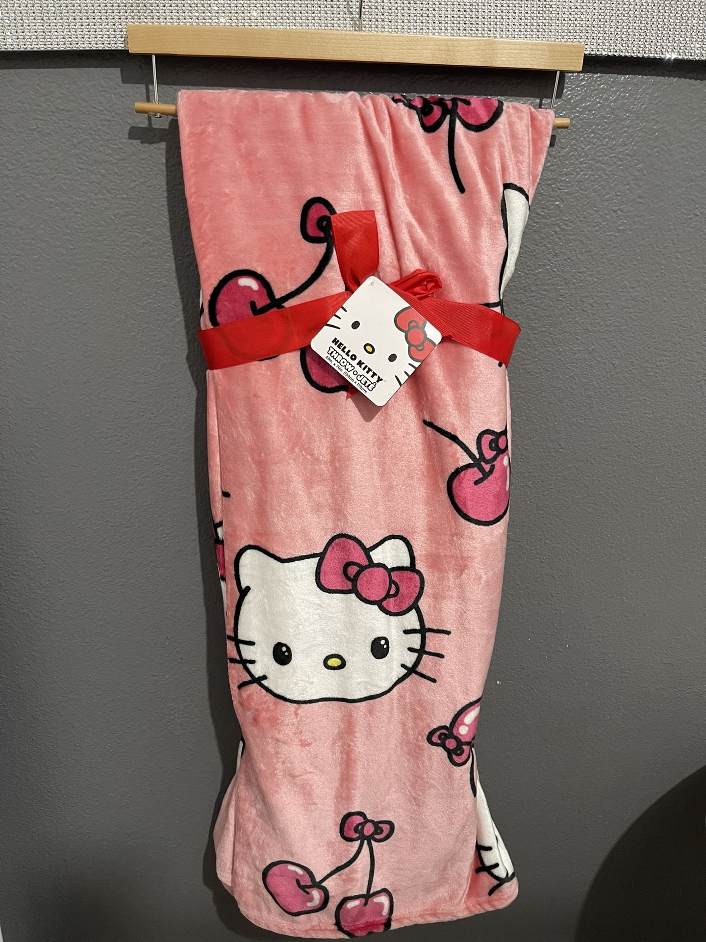 Hello Kitty Cherry Blanket 