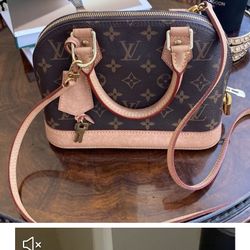 Louis Vuitton 