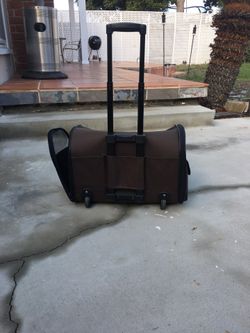 Puppy 🐶 dog bag with wheels