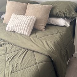 Queen Bed Frame & Drawer