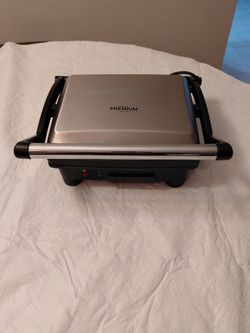 Grill/Panini press