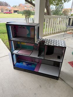 LOL Doll House