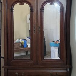  Stanley Cherry Armoire / Stone Top Vanity / Queen Size Bed / Nightstands 