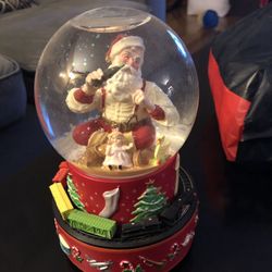 Coca-Cola Santa Claus musical snow globe
