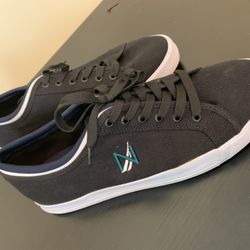 Men’s Size 12 Nautica Brand Canvas Casual Sneakers In Black W/ Accent Trim