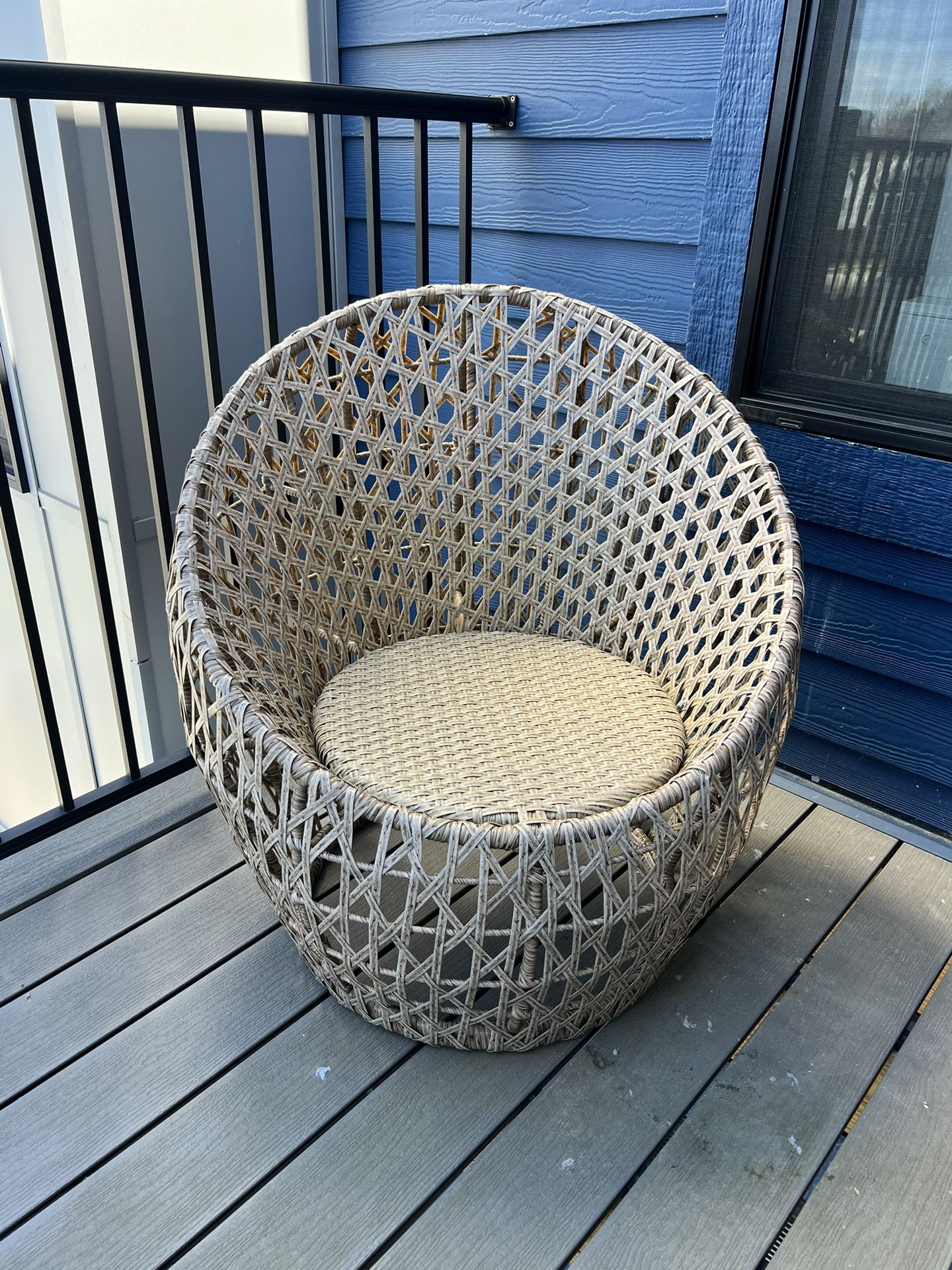 Outdoor Patio Chair