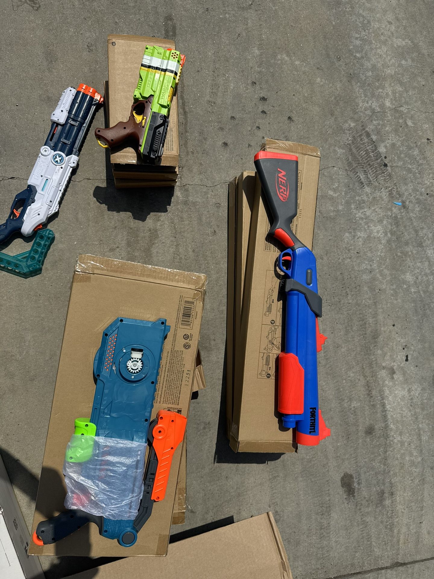 Nerf Guns 