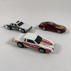 Blackwall Hot Wheels Crack Ups Special 2 Pack On